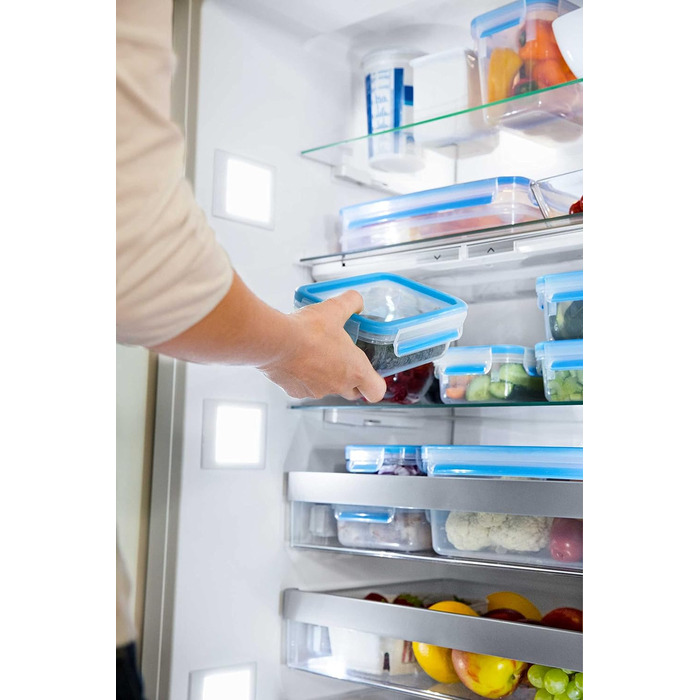 Набір контейнерів для зберігання харчових продуктів EMSA Clip & Close, прямокутні, 5 x 0,8 л, коробки для зберігання, 100 герметичні, придатні для миття в посудомийній машині, морозильної камери та мікрохвильової печі, прозорі, сині, зроблені в Німеччині,