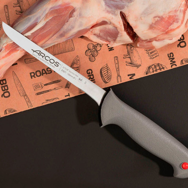 242100 Ніж обробний  150 мм серія 'Colour-Prof'