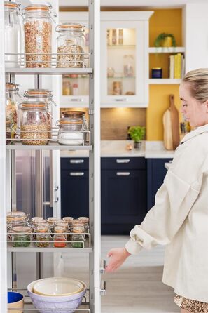 Набір баночок для спецій 70 мл, 6 предметів з дерев'яною полицею Kilner