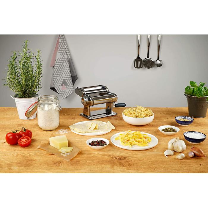 Машинка для приготовления макаронных изделий Fackelmann