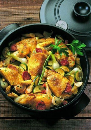 Кастрюля с крышкой 28,5 см Emile Henry