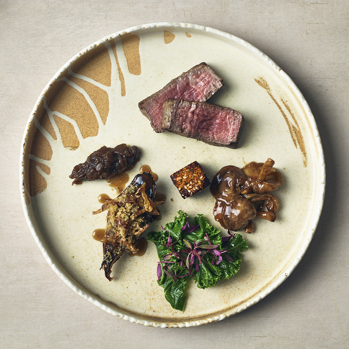 Презентаційна тарілка з бортиком 28*h 2.9 см, Terra Porcelain Roko Sand, GenWare