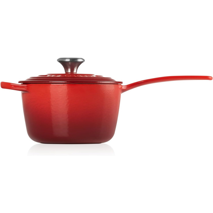 Чугунный сотейник Ø 16 см, 1,2 л с крышкой, вишнево-красный Signature Le Creuset