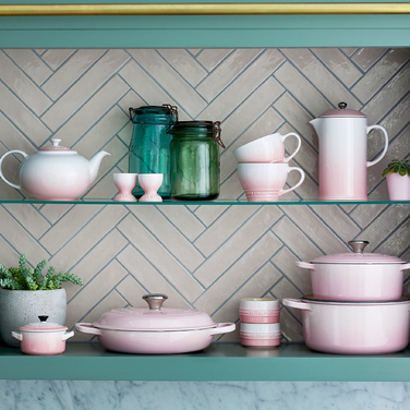 Каструля низька 2,2 л рожева Shell Pink Le Creuset