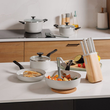 Сковорода для млинців з антипригарним покриттям BergHOFF LEO GLINTS SPIRIT, діам. 24 см, 0,7 л