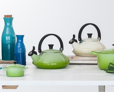 Чайник 2,1 л, вишневий Le Creuset