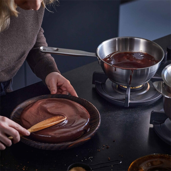 Сотейник Fiskars All Steel матовый 2 л, 20 см (1064748)