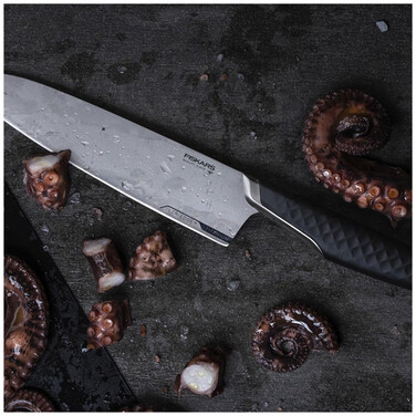 Ніж для шеф кухаря великий Fiskars Taiten 20 см (1066830)