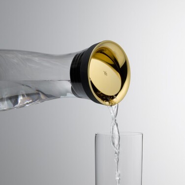 Графін для води золотий 1,0 л Basic WMF