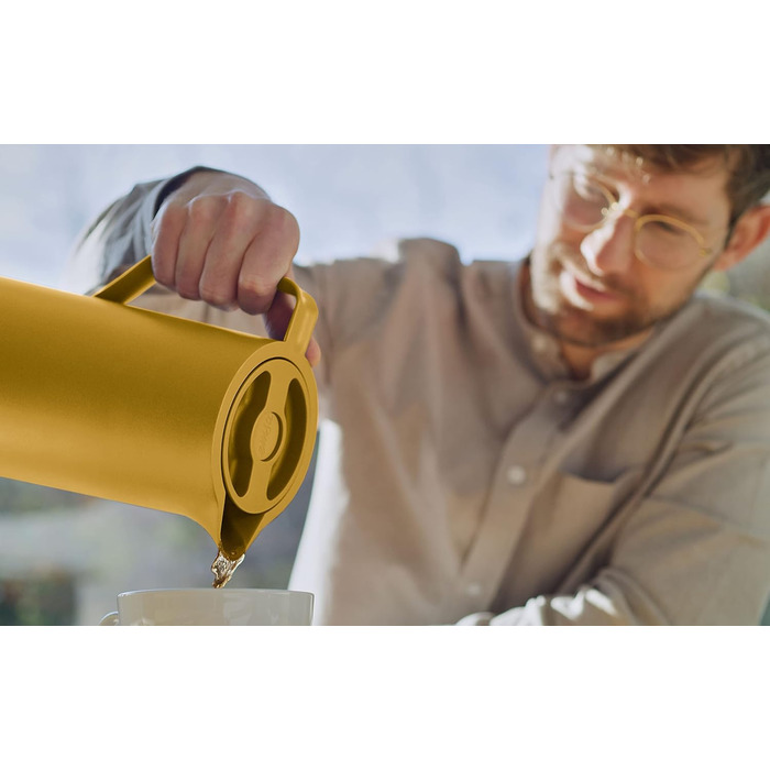 Термокувшин 1 л, горчично-красный Motiva Emsa