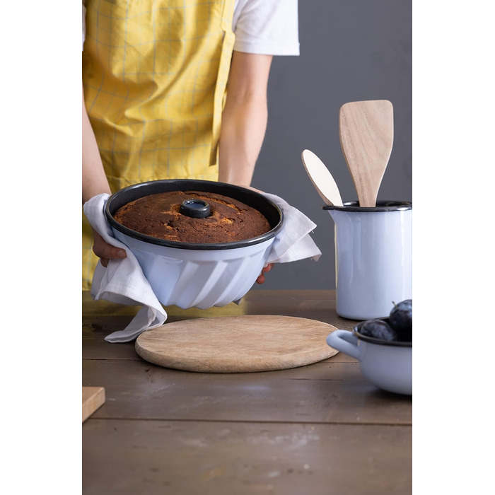 Форма для торта 24 см, об'єм 3,6 л Riess