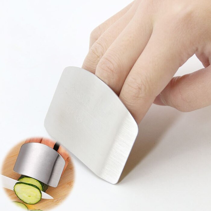 Захист при нарізці овочів і фруктів на один палець