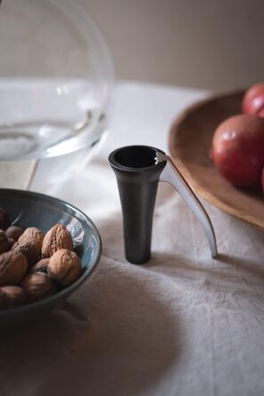 Горіхокол чорний Drosselmeyer