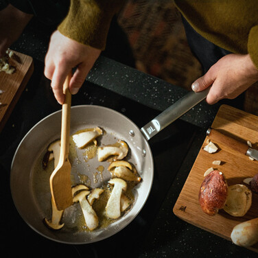 Лопатка деревянная Fiskars Norden (1065696)