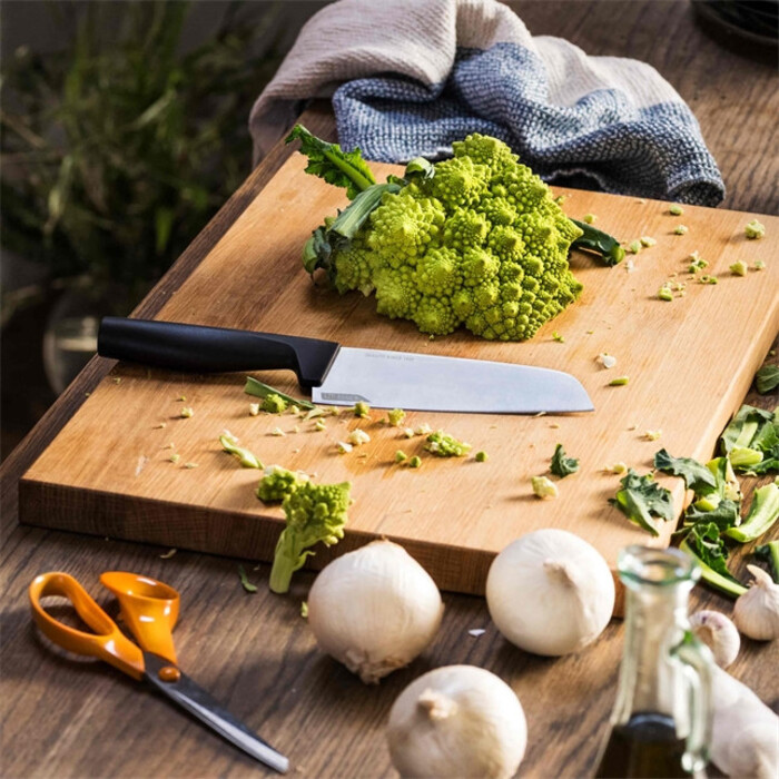 Ніж Santoku Fiskars Hard Edge 16 см (1051761)