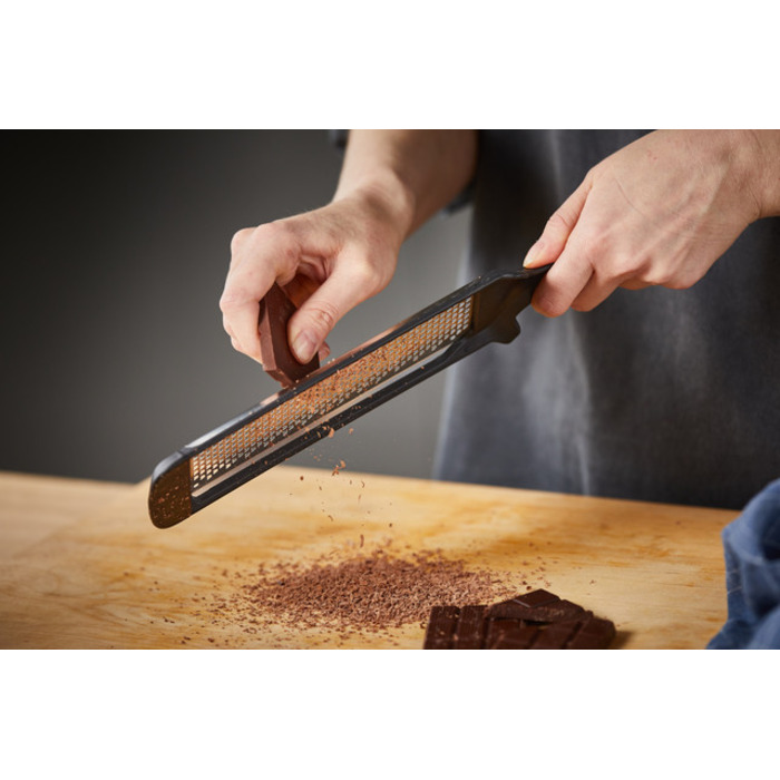 Терка Fiskars Functional Form мелкая для цедры лимона, имбиря, шоколада (1014412)