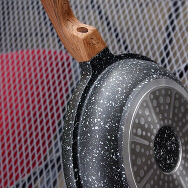 Сковорода для жарки 26 см Space Stone Fissman