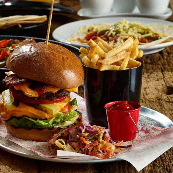 Поднос круглый 30,5 см, алюминиевый, GenWare