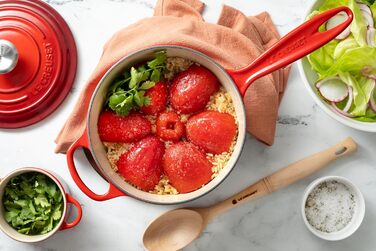 Чугунный сотейник Ø 16 см, 1,2 л с крышкой, вишнево-красный Signature Le Creuset