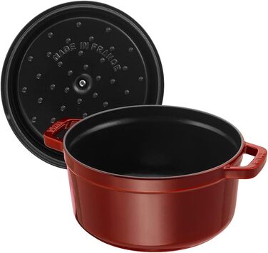 Чавунна жаровня/кокотниця STAUB, кругла 8,35 л, функція Ароматичний дощ для оптимального зволоження, для всіх типів варильних поверхонь, включаючи індукційні та духові шафи, (Гренадін, 24 см)
