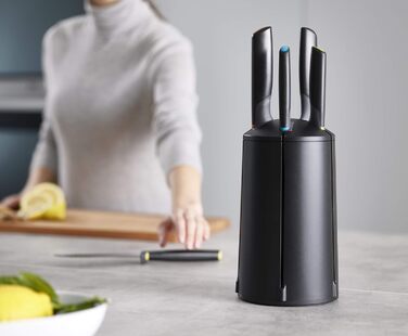 Набір ножів, 5 предметів з підставкою, чорний Elevate Carousel Joseph Joseph