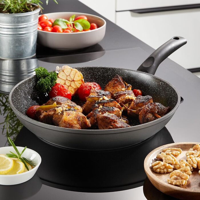 Сковорода з антипригарним покриттям 28 см, з кришкою STONELINE