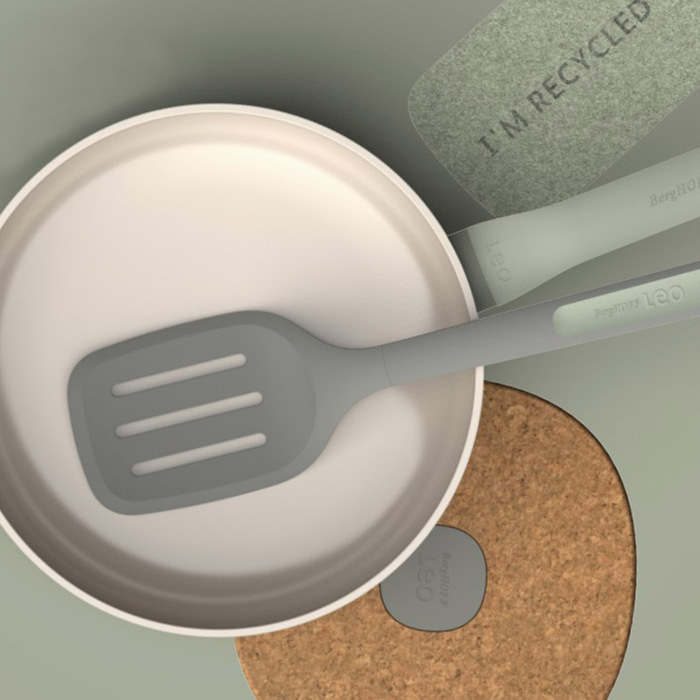 Сковорода для омлета з антипригарним покриттям BergHOFF LEO BALANCE Moonmist, діам. 25 см