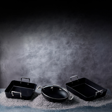 Сковорода сервірувальна 28 см Toughened Non-Stick Le Creuset