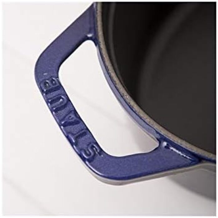 Кастрюля / жаровня 24 см с крышкой Dark Blue Staub