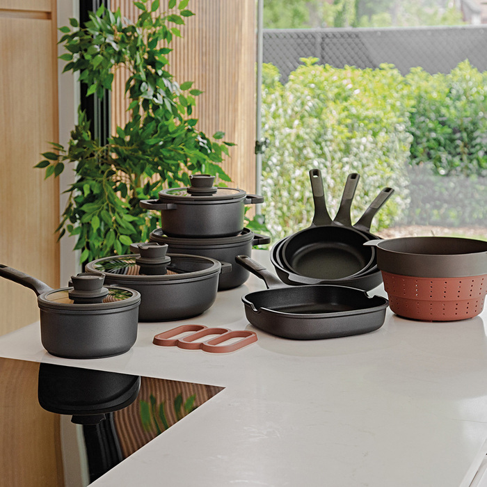 Сковорода-гриль з антипригарним покриттям 26 х 26 см BergHOFF