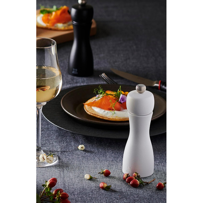 Мельница для перца Мельница для соли Таити 15 см Duo Перец Кристаллическая соль - Классическая регулировка помола - Изготовлен из древесины, сертифицированной PEFC - Французское ноу-хау - Черный и матовый белый Перец/Соль Белый/Черный Набор мельниц