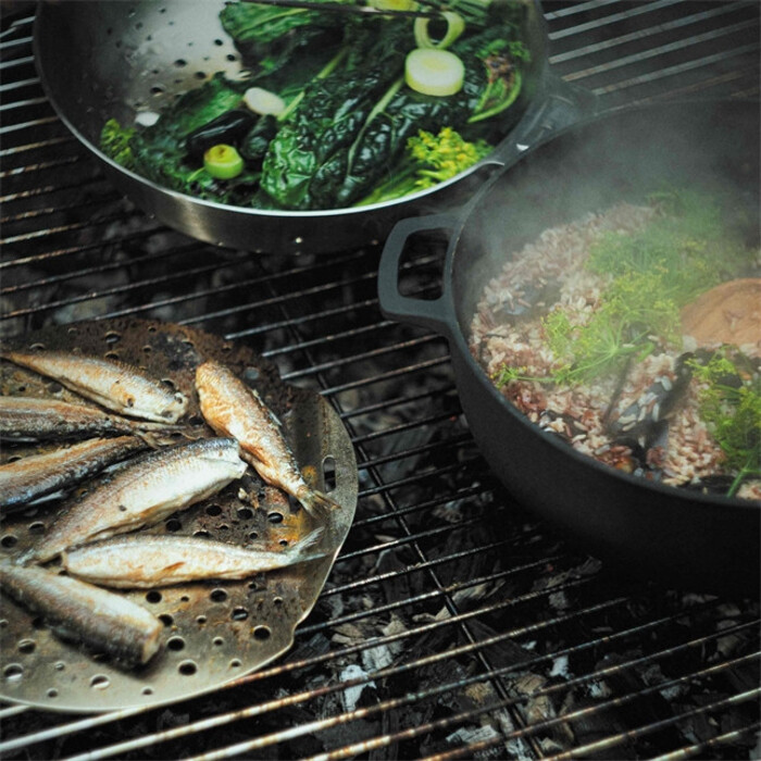 Каструля з кришкою чавунна Fiskars Norden Grill 6 л, 30 см (1066430)