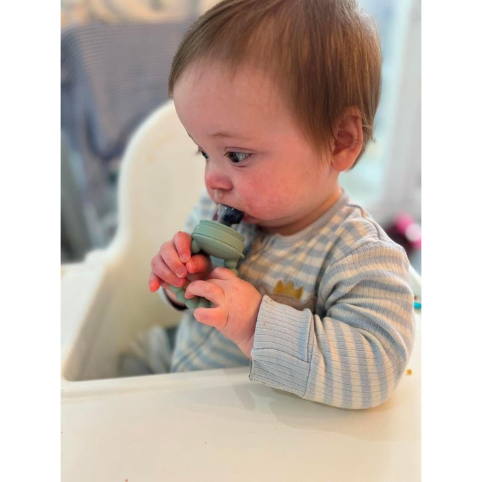 Силіконовий ніблер для дітей Moon Snow