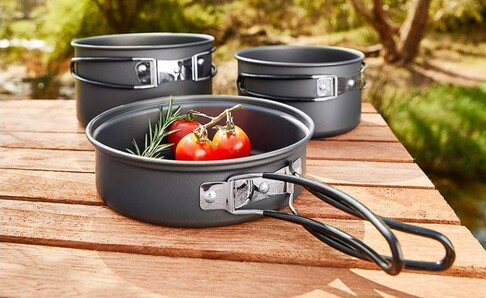 Посуд для кемпінгу