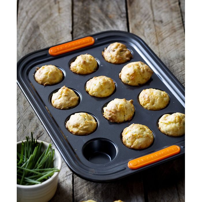 Міні-форма для випічки на 12 мафінів 30 х 22 х 2,5 см, Le Creuset