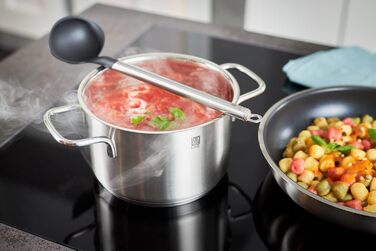 Каструля 16 см з кришкою Basic Line Rosle