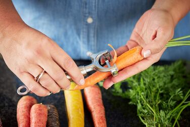 Овочечистка для овочів і фруктів Rosle