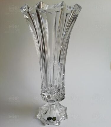 Ваза на ніжці Bromelias 390 мм 8994 BOHEMIA