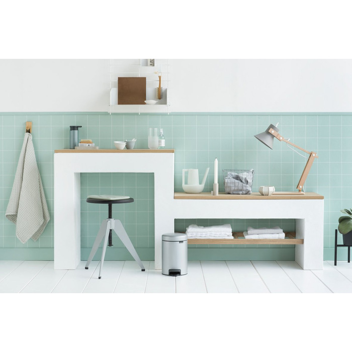 Сміттєвий бак з педаллю 3 л безшумний сірий металік NewIcon Brabantia