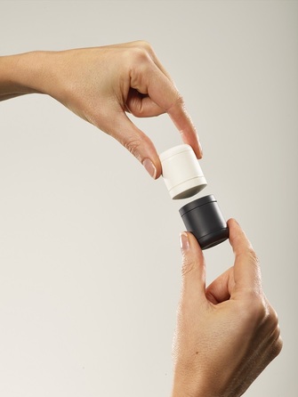 Набір для солі та перцю GoEat Joseph Joseph