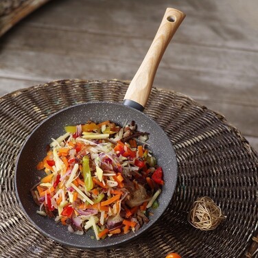 Сковорідка для смаження Fissman LANA 20x4,0 см алюміній з антипригарним покриттям (14493)