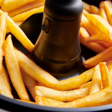 Tefal Мультипіч ActiFry Genius, 1350Вт, чаша-1,2л, сенсорне керув., підкл. до смартфону, авто перемішування, пластик, чорний