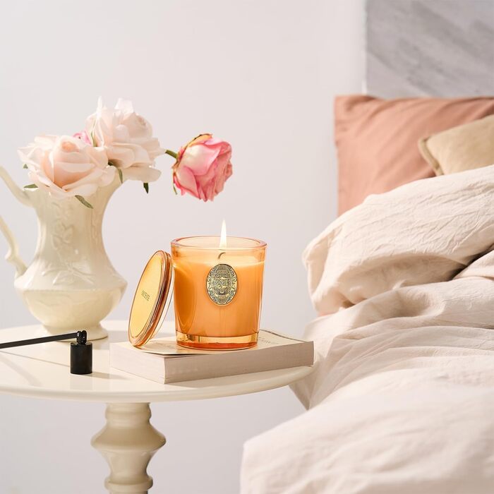 Ароматна свічка M&SENSE &quotЛісова хатина&quot, ароматичні свічки у склянці, натуральна соєва свічка, час горіння 55 годин, подарункові свічки для жінок та чоловіків, подарункова свічка (базилік-імбир, 260 г)