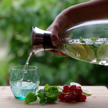 Глечик Fissman для напоїв з фільтром 1600 мл (6438)