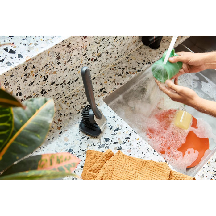 Щітка для миття посуду з металевою підставкою 28x9,2x9 см Joseph Joseph