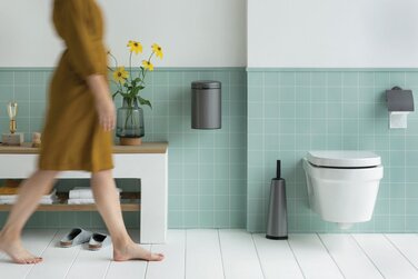 Настінний сміттєвий бак 3 л платиновий NewIcon Brabantia