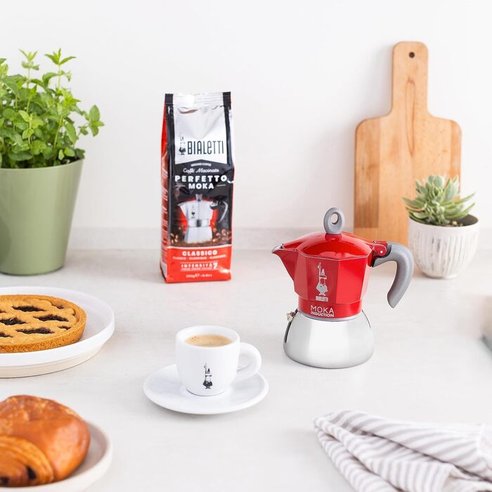 Кавоварка Moka Induction 150 мл на 4 чашки, червоний Bialetti