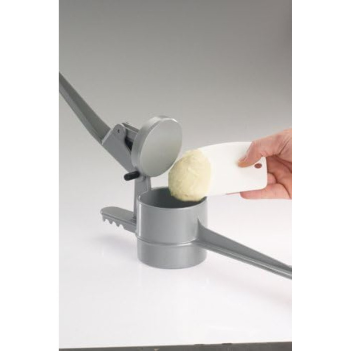 Картопляна машина, з круглою перфорацією, литий під тиском алюміній, довжина 41 см, шпецле-прес, червоний, 6110223R