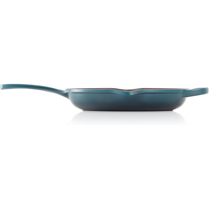 Чавунна сковорода LE CREUSET Signature, кругла, Ø Для всіх типів плит, вкл. підходить для індукції, 1,93 кг, гранатовий, 20182239490422 (темно-бірюзовий, 23 см)