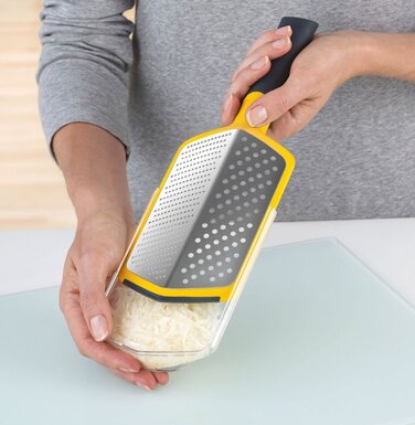Терка маленька сіро-жовта Twist Grater Joseph Joseph